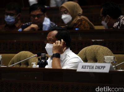 Mendagri Tito Usul Pemilu Digelar April 2024