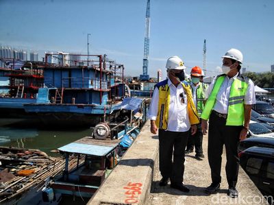 Berompi Proyek, Luhut-Anies Cek Penangkal Banjir Rendam Jakarta