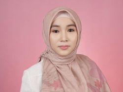 Fatimah Az Zahra Pengusaha yang Punya Suara Merdu, Bebi Romeo Takjub