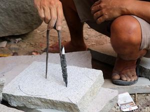 Perajin Cobek dari Lereng Muria Bertahan di Tengah Pandemi