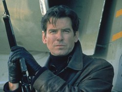 Pierce Brosnan Sebut Butuh Keberanian untuk Jual James Bond