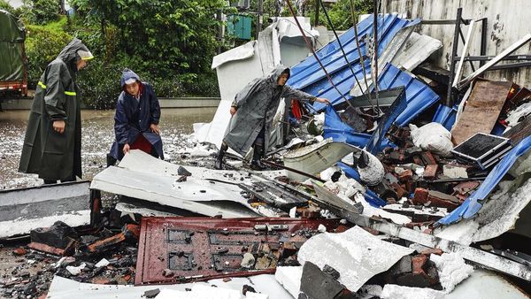 Begini Dampak Kerusakan Akibat Gempa M 6 di Luxian, China