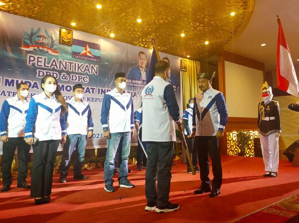 Potret Pelantikan Organisasi Sayap Demokrat di Kepri Potret Pelantikan Organisasi Sayap Demokrat di Kepri