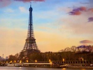 Termasuk Menara Eiffel, Ini Tempat yang Larang Wisatawan Ambil Foto