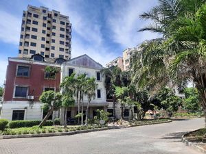 Potret Apartemen Angker Miss K di Surabaya Potret Apartemen Angker Miss K di Surabaya