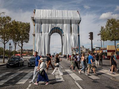 Arc De Triomphe Prancis Berselimut Kain Panjang