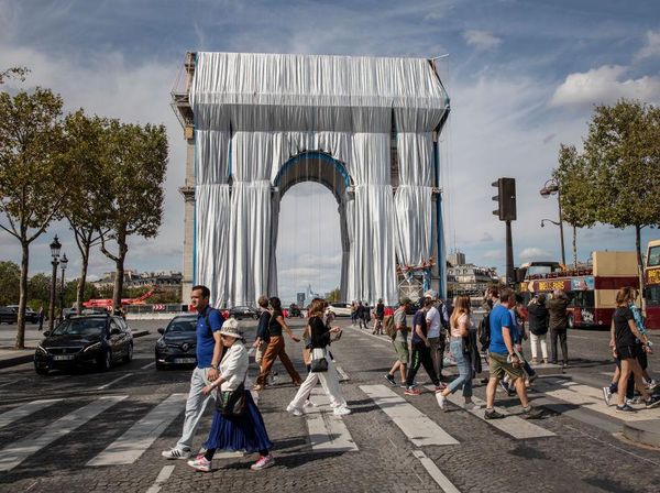 Arc De Triomphe Prancis Berselimut Kain Panjang