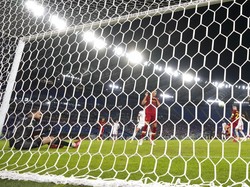 Gol keempat Roma tercipta melalui Gianluca Mancini, usai mencocor bola rebound hasil sepakan Chris Smalling yang membentur tiang. Sementara gol kelima dicetak oleh Tammy Abraham di menit ke-84. 