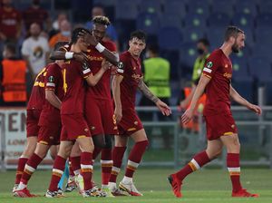 AS Roma Pesta Gol ke Gawang Sofia
