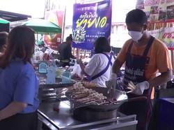Jadi Favorit Lisa BLACKPINK, Omzet Gerai Bakso Bakar Ini Jadi 2.000 Porsi Sehari