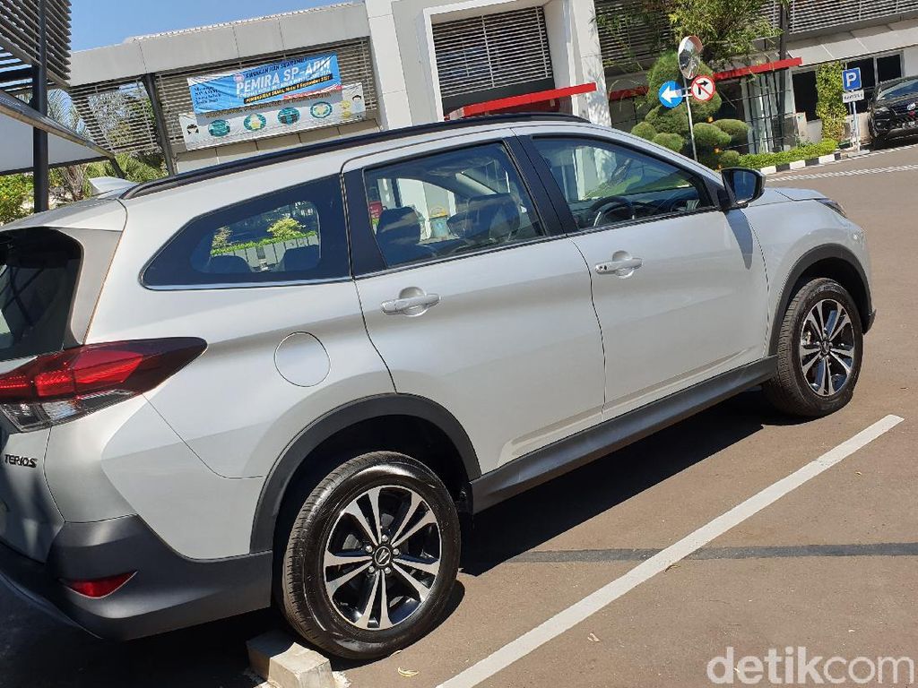 Daihatsu Terios Terbaru Dapat PPnBM 100%, Harga Mulai Rp 205 Juta Daihatsu Terios Terbaru Dapat PPnBM 100%, Harga Mulai Rp 205 Juta