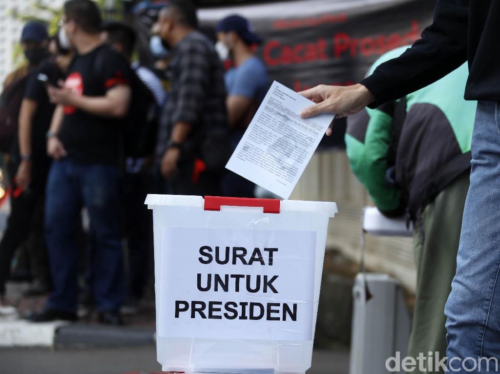 Kantor KPK Darurat Kirim 1.505 Surat ke Jokowi soal Pemberhentian 56 Pegawai