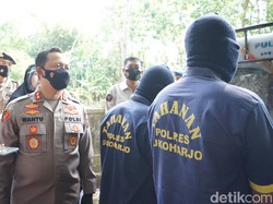 2 Orang Jadi Tersangka Pembuangan Limbah Ciu yang Cemari Bengawan Solo