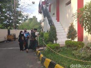 Berkas Kasus Hoaks Gus Idris Lengkap, Segera Dilimpahkan ke Kejaksaan Berkas Kasus Hoaks Gus Idris Lengkap, Segera Dilimpahkan ke Kejaksaan