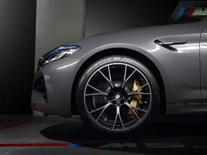 Jangan Asal! Perhatikan Hal Ini Saat Mau Ganti Pelek dan Ban di Mobil BMW Jangan Asal! Perhatikan Hal Ini Saat Mau Ganti Pelek dan Ban di Mobil BMW