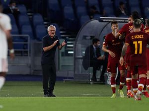 Roma Menang Besar, Mourinho Tak Puas Roma Menang Besar, Mourinho Tak Puas