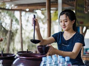 Kenalan Yuk! Ini Sabrina, Selebgram Manis Penjual Cendol di Kediri Kenalan Yuk! Ini Sabrina, Selebgram Manis Penjual Cendol di Kediri