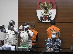 KPK Sita Uang-Berkas di Rumdin Bupati dan Plt Kadis PU Hulu Sungai Utara