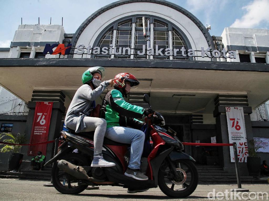 Spesial Buat Anker! Ini 17 Wisata Sekitar Stasiun Jakarta Kota Spesial Buat Anker! Ini 17 Wisata Sekitar Stasiun Jakarta Kota