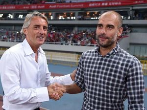 Eks Pelatih Man City Puji Roberto Mancini, Sindir Pep Guardiola