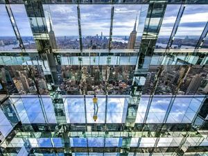 Yang Takut Ketinggian, Berhitung Dulu Sebelum Singgah di Sini