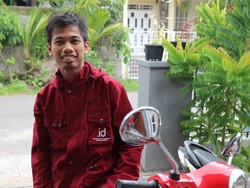 Balada Ayam-Ayam Tak Tahu Diuntung