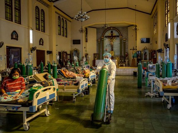 Filipina Kekurangan Perawat di Tengah Meledaknya Kasus Corona