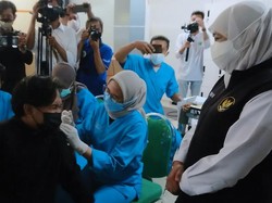 Jatim Satu-satunya Provinsi Masuk Level 1, Ini Harapan Gubernur Khofifah