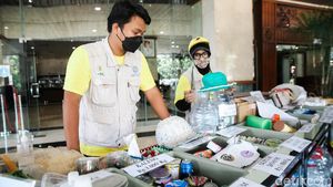 Menukar Sampah Jadi Rupiah? Bisa
