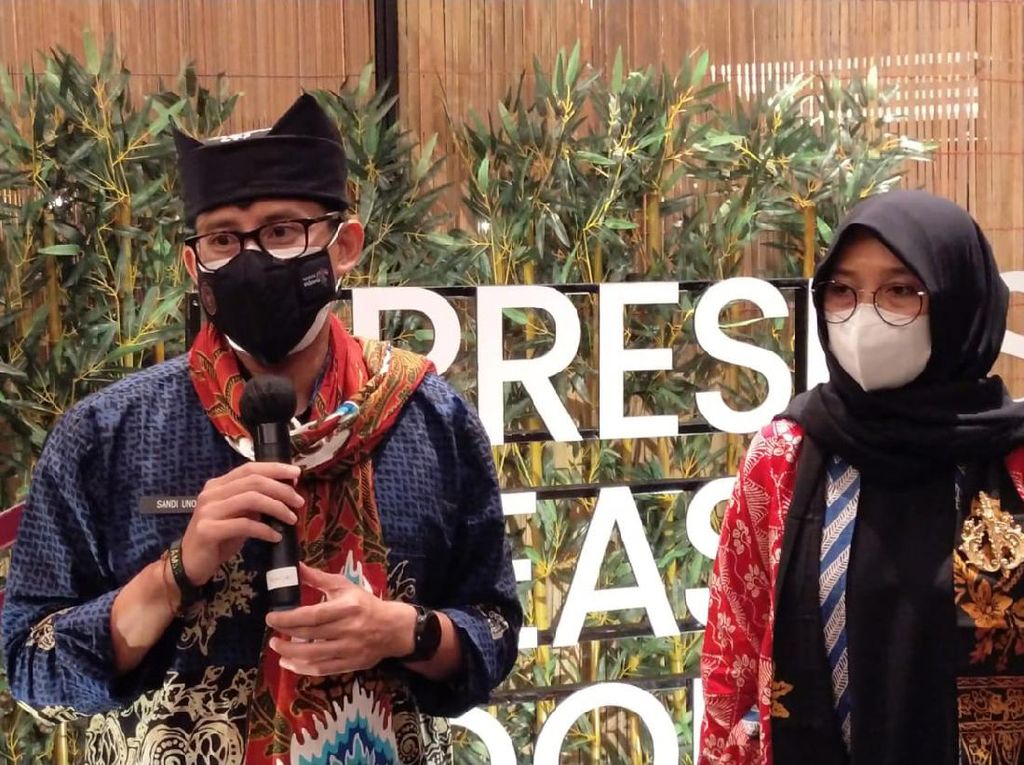 Menparekraf Klarifikasi soal Menko Marves Larang Turis Backpacker ke Indonesia Menparekraf Klarifikasi soal Menko Marves Larang Turis Backpacker ke Indonesia