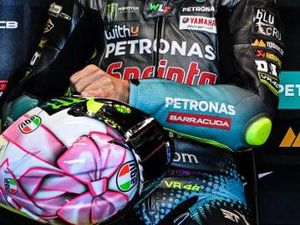 Foto: Helm Unyu-unyu Valentino Rossi, Spesial buat si Buah Hati