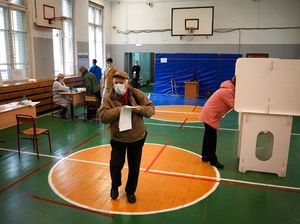 Potret Pileg di Rusia yang Digelar 3 Hari Potret Pileg di Rusia yang Digelar 3 Hari