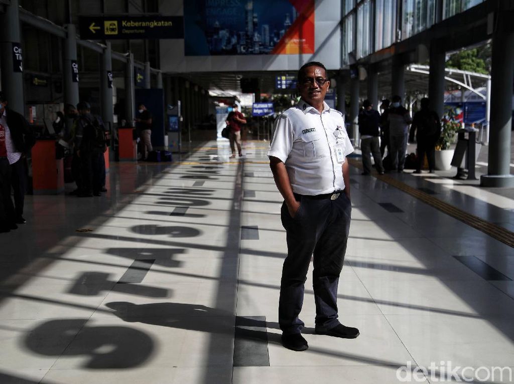 Cerita KS Pasar Senen Pimpin Stasiun Paling Kompleks Cerita KS Pasar Senen Pimpin Stasiun Paling Kompleks