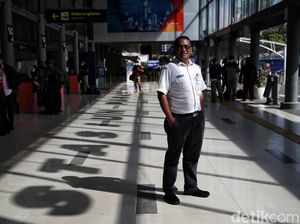 Cerita KS Pasar Senen Pimpin Stasiun Paling Kompleks Cerita KS Pasar Senen Pimpin Stasiun Paling Kompleks