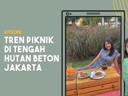 Piknik Samping Rudal dan Pesawat Bersejarah di Pinggir Gatsu