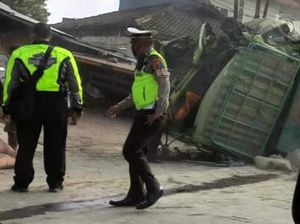 Kemacetan Akibat Truk Terguling di Sukabumi Mulai Terurai