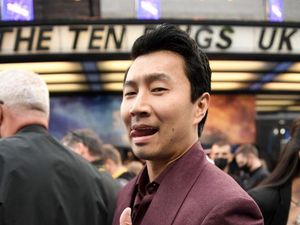 Simu Liu, Si Bintang Shang-Chi yang Terus Kontroversial Simu Liu, Si Bintang Shang-Chi yang Terus Kontroversial