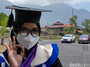 Kisah Inspiratif Gadis Pengidap Kanker Otak Jadi Lulusan Terbaik Uniga Kisah Inspiratif Gadis Pengidap Kanker Otak Jadi Lulusan Terbaik Uniga