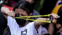 Melihat Keseruan Lomba Ketapel untuk Anak