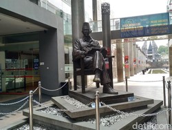 Hari Ini Makam Bung Karno Blitar Mulai Uji Coba Buka