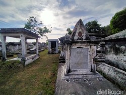 Makam Peneleh, Pemakaman Zaman Kolonial yang Kini Jauh dari Kesan Angker