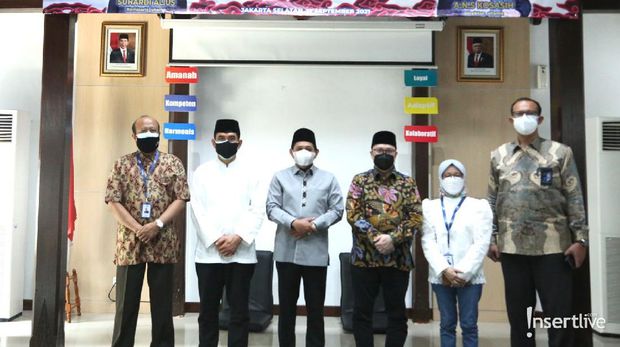 TASPEN memberikan bantuan kepada Yayasan Yatim Piatu Da’arul Rahman