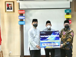 Taspen Beri Bantuan Rp 50 Juta ke Ponpes Yatim Piatu Daarul Rahman