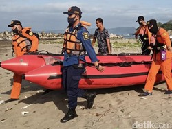 Basarnas Cari Bocah Tenggelam di Teluk Palabuhanratu Sukabumi
