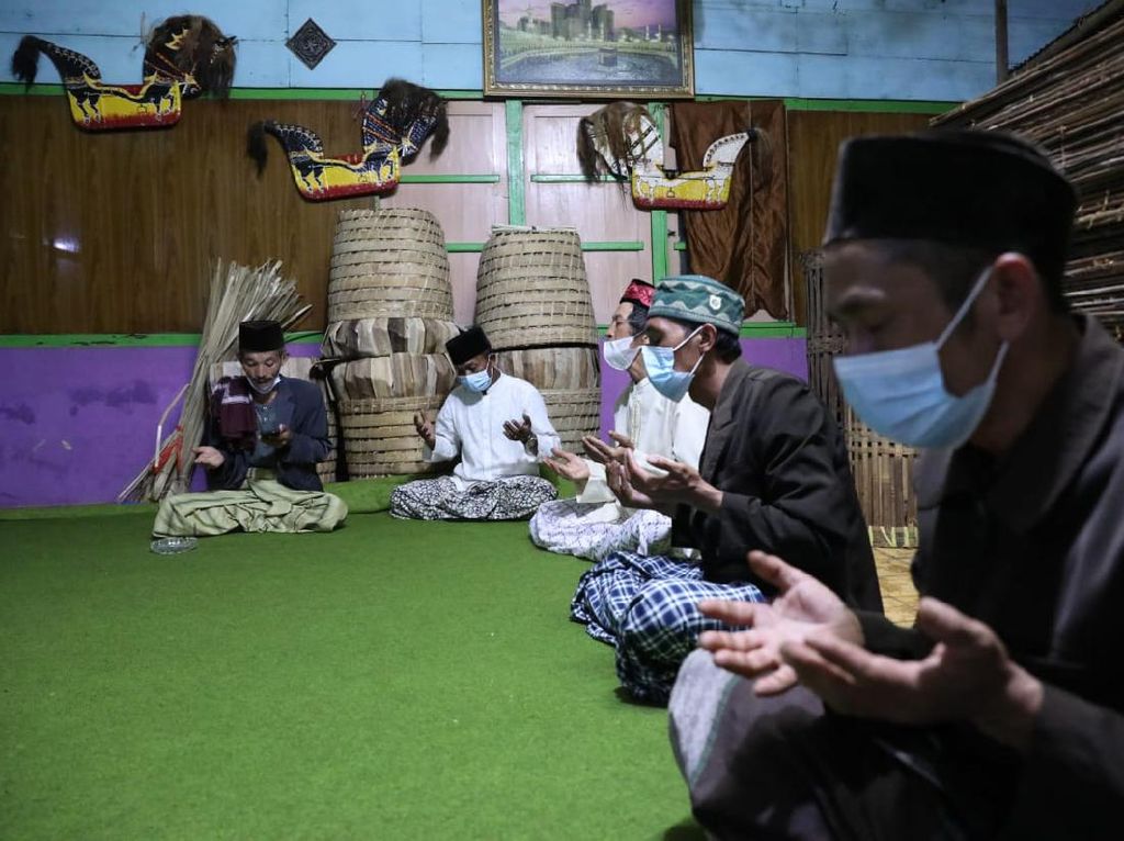 Ulama Se-Jawa dan NTB Gelar Doa Bersama untuk Kesejahteraan Petani Ulama Se-Jawa dan NTB Gelar Doa Bersama untuk Kesejahteraan Petani