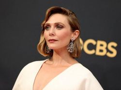 Elizabeth Olsen Wakili WandaVision Sihir Emmy Awards 2021