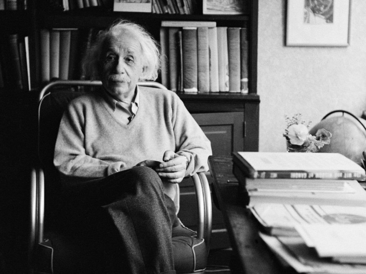 Fakta menarik intp, kepribadian Albert Einstein si ilmuwan otak cerdas