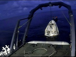 Toilet SpaceX Bermasalah, Turis Luar Angkasa Tak Bisa Buang Air?