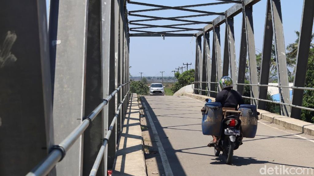 Potret Jembatan Jokowi di Ujung Utara Bekasi