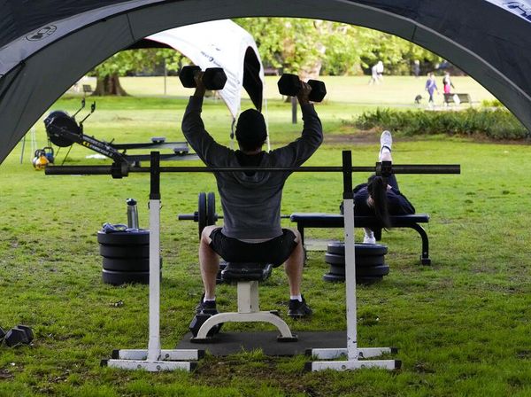 Lockdown Diperpanjang, Taman di Australia Jadi Tempat Nge-Gym Warga